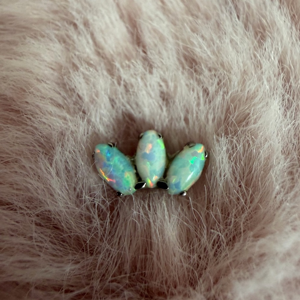 Industrial Strength Opal Trio Fan Press-Fit End